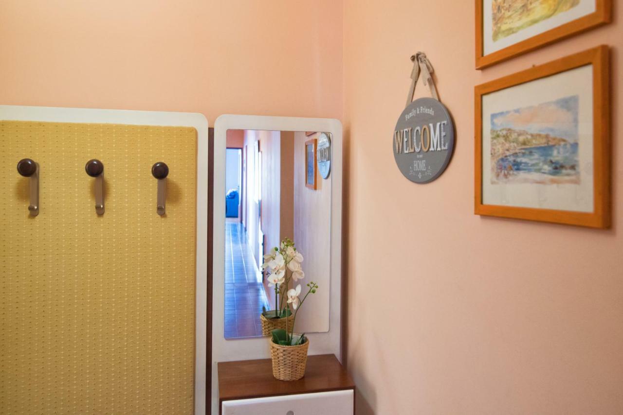 Casa Maccers Apartman Giardini-Naxos Kültér fotó